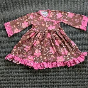 Corky's Kids Floral Dress

Size 3T
